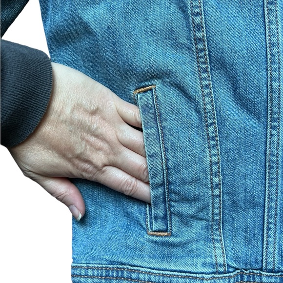 Old Navy Blue Denim Jean Jacket Size Large - Picture 10 of 10